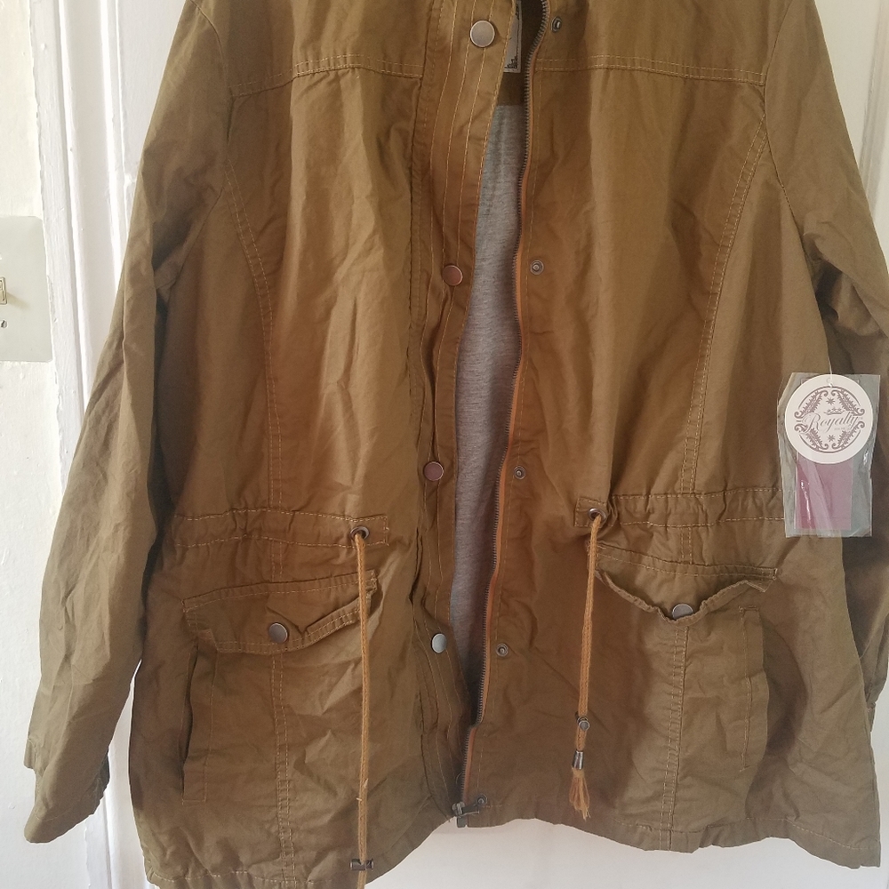 Jacket - Picture 7 of 8